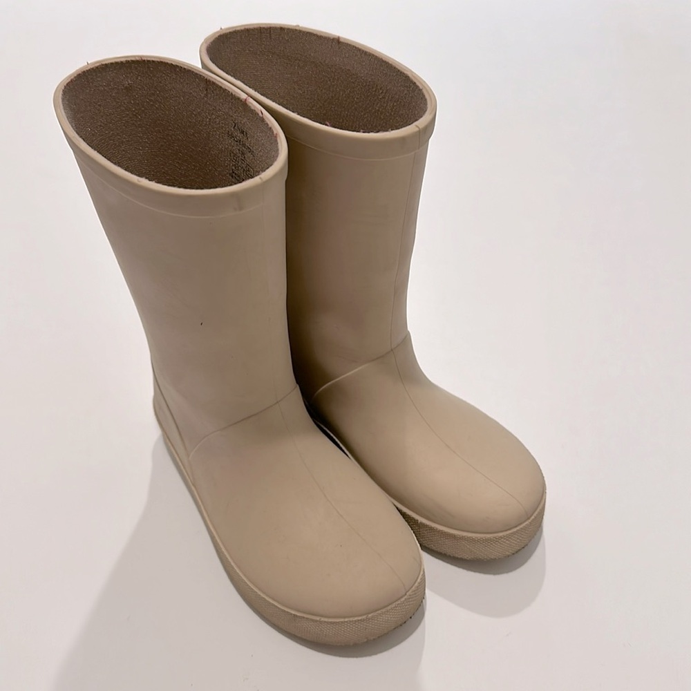 Zara Rainboots (EUC)